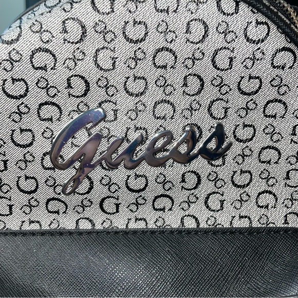 Beautiful Guess Monogram Backpack ✨ - Picture 2 of 7